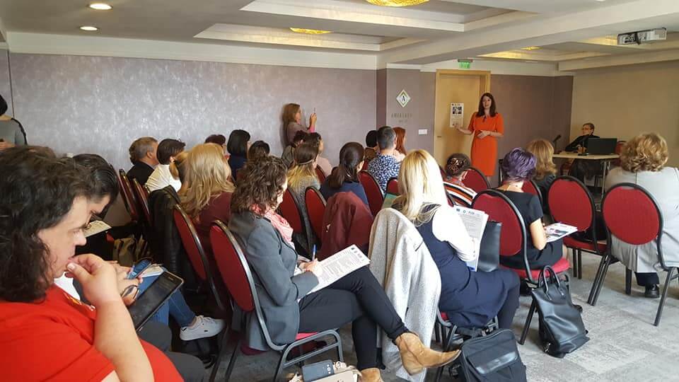 Eveniment dedicat conștientizării autismului organizat de organizațiile membre